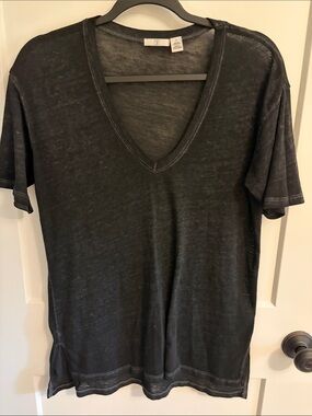 Women’s Black BP V-Neck Short Sleeve Tissue T Shirt